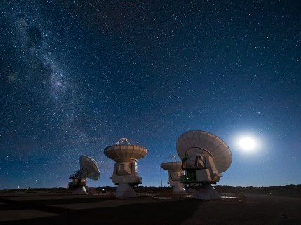alma-telescopes-milky-way-1600