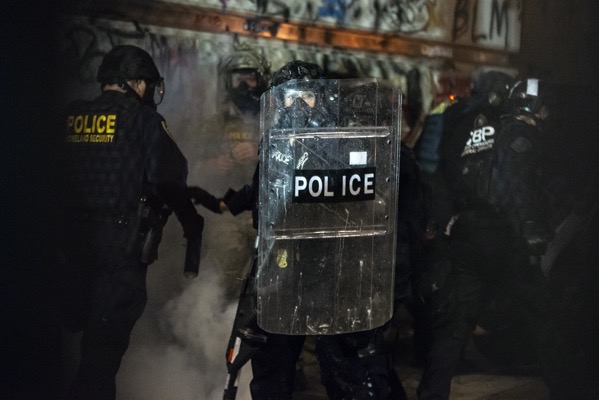 Merlin 174864987 c5d78c10 05b9 40b2 a4ad 8c9dcd8cfc33 superJumbo